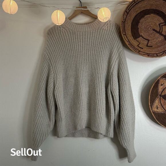 H&M Women's XS Gray Balloon Sleeve Crew Neck Sweater Casual Pullover - Picture 1 of 3